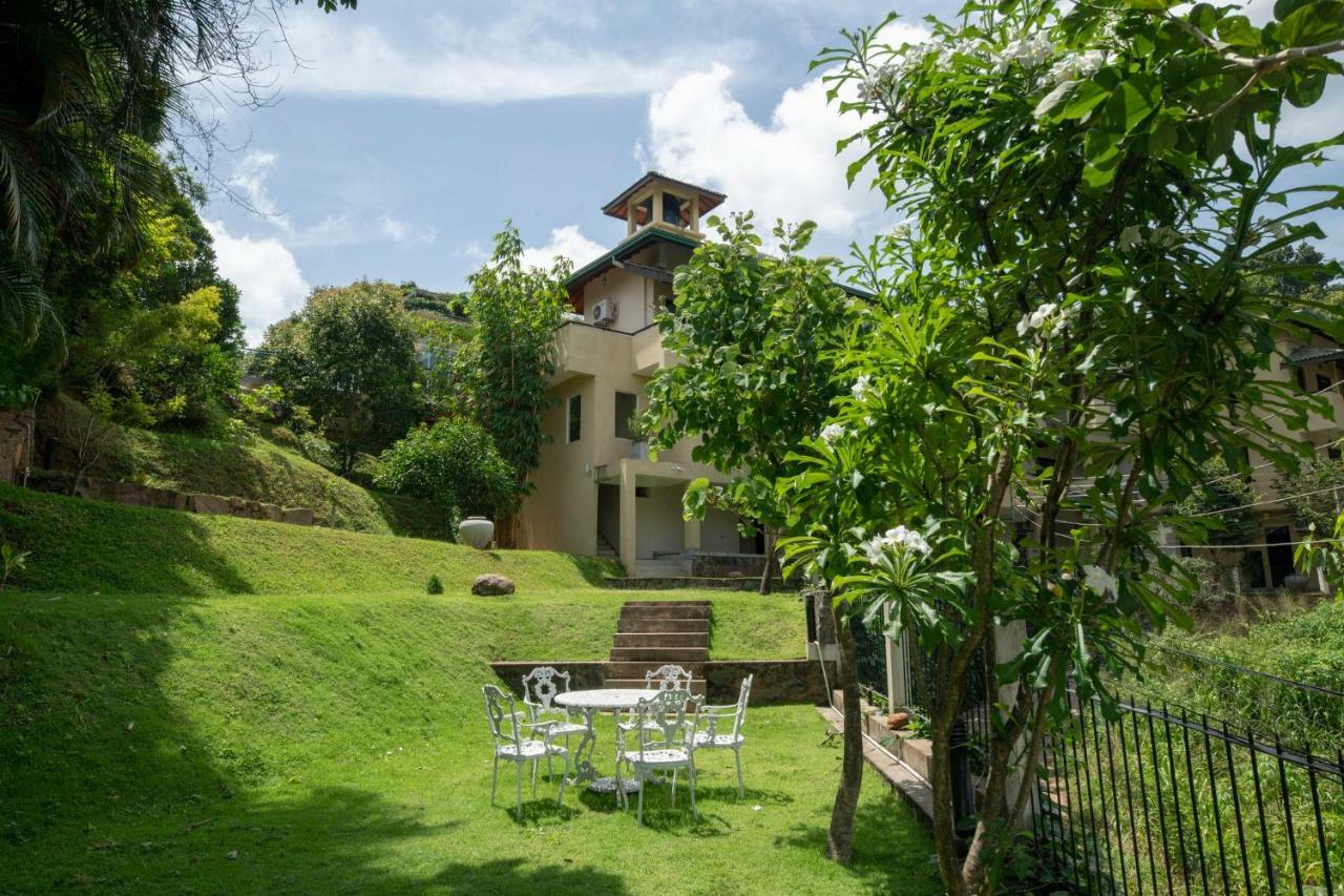 Melheim Kandy Villas Exterior foto